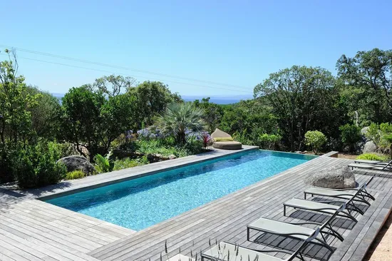 Spécialistes de la vente de villas en Corse-du-Sud  | Villas VIP